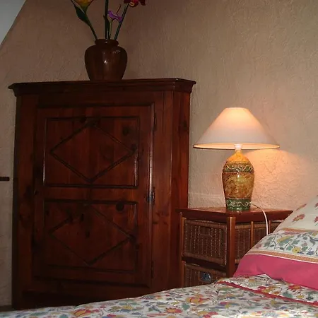 Chambres D'hotes Des Caissons * Paray-sous-Brailles